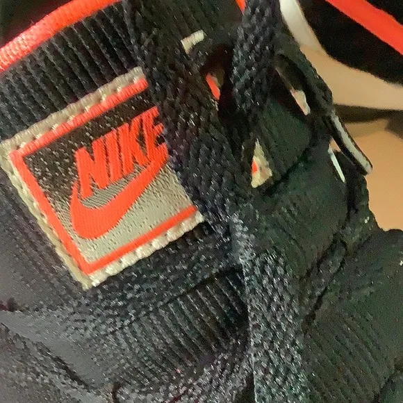 Nike LeBron 16 Tech Challenge Hot Lava Black