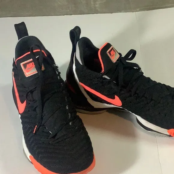 Nike LeBron 16 Tech Challenge Hot Lava Black