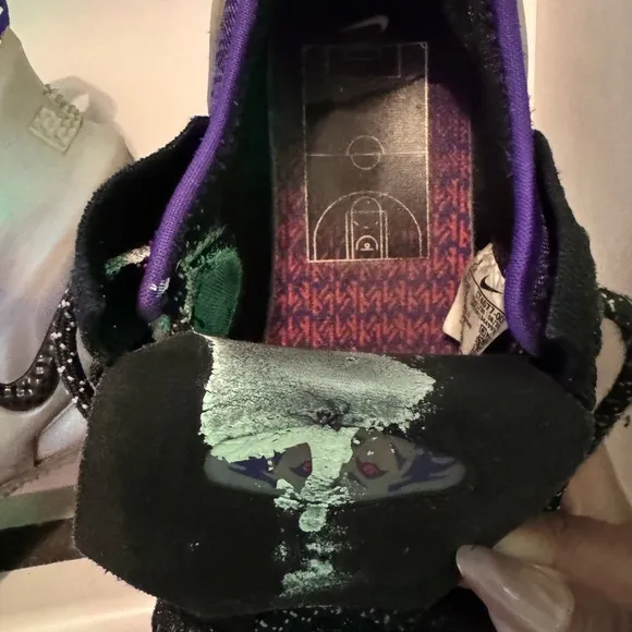 Nike Lebron 18 Boys Sneakers