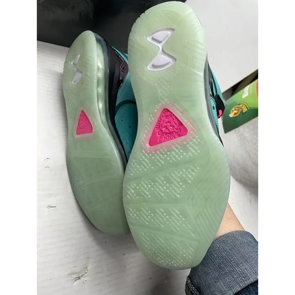 Nike LeBron 8 Retro 2021 Pre-Heat South Beach Shoes Men's 7‎ Women's 8.5 *NEW*
