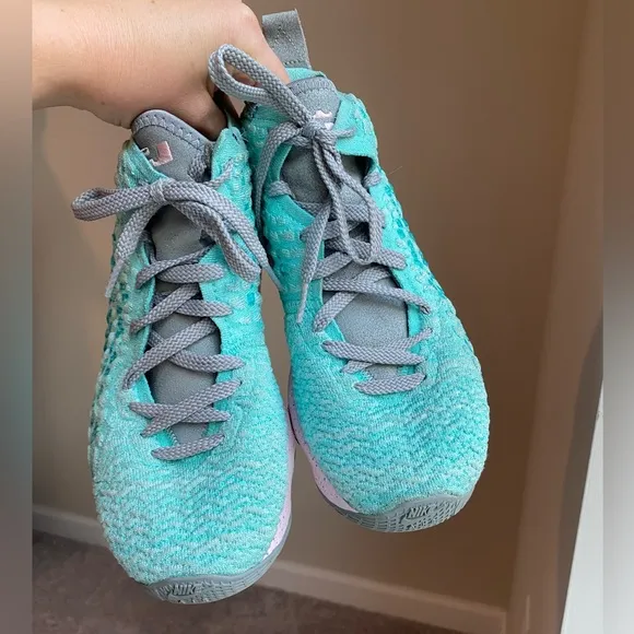 Nike Lebron James XCII 17 South Beach Sneakers