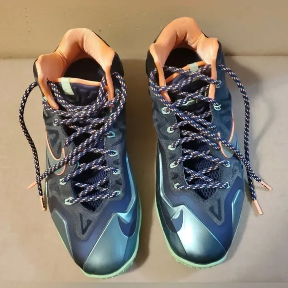 Nike Lebron XI GS ‘Miami vs Akron’ Basketball Shoes Men's Size 10 1/2. Pre-Loved