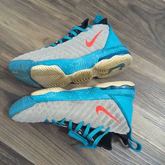 Nike Lebron XVI 16 GS &quot;South Beach&quot; Light Bone Tour Yellow AQ2465-076 Size 6y‎