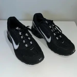 Nike Men’s Air Max Torch 3 Running Shoes Size 8.5‎