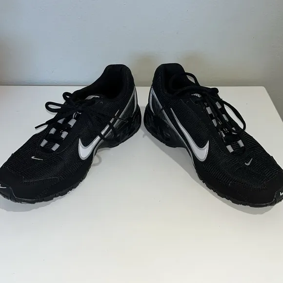 Nike Men’s Air Max Torch 3 Running Shoes Size 8.5‎