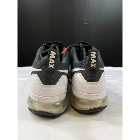 Nike Mens Black Air Max Training Shoes size 10 SKU 7295