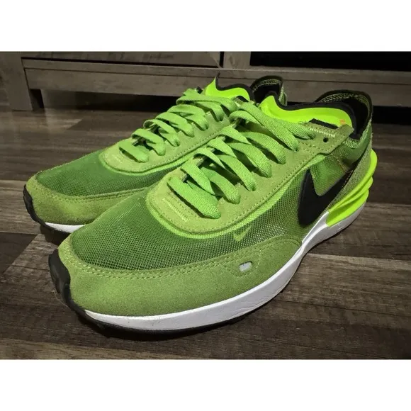 Nike Mens Size 9 Waffle One Electric Green DA7995-300 Running Shoes Sneakers EUC