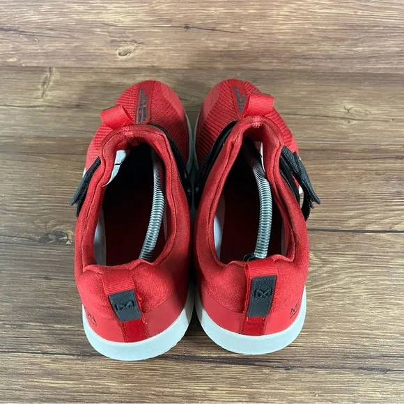 Nike Metcon Sport Training Shoes Men’s Size 12.5 Red Athletic Sneakers