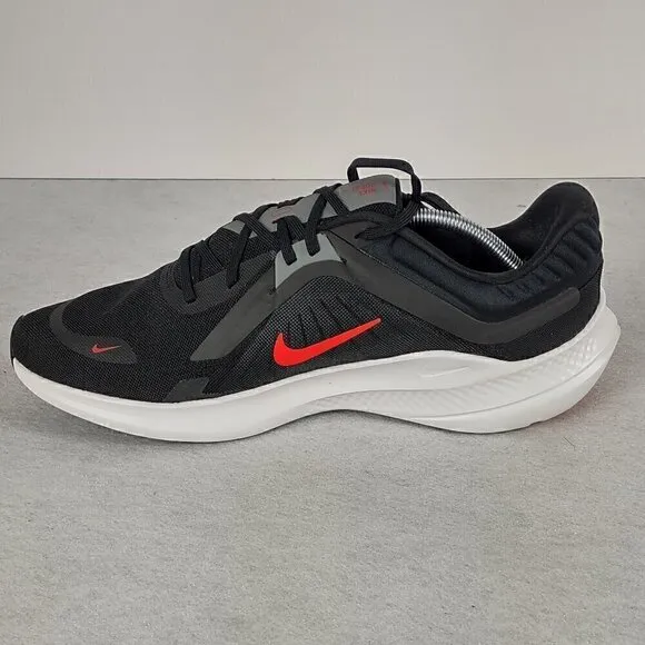 Nike Quest 5 Men's Shoes Black University Red DD0204-004, Size 13 (New In Box)