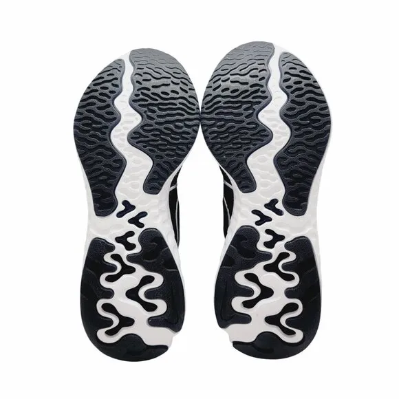 🤩Nike Renew Run Running shoes 7.5 Women Sneaker  Black White Silver CK6360-008