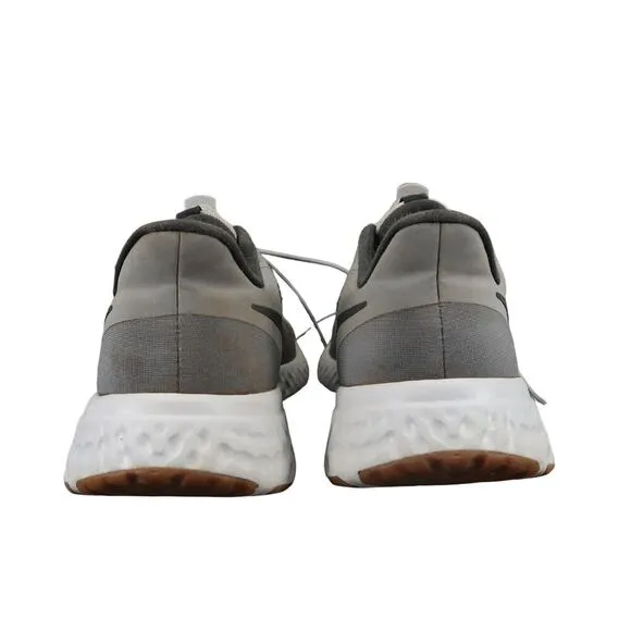 Nike Shoes Men 8.5 Athletic Sneaker Revolution Running Trainer Active Sport Grey