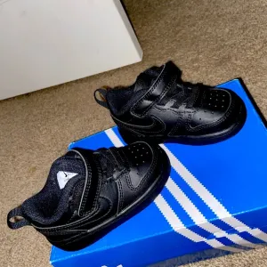 Nike Sport Court Borough Low 2 - BQ5453-001 - Black Toddlers Shoes - Size 5C