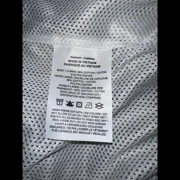 Nike Sportswear Older Kids' (Girls') Woven Olive Jacket Sample