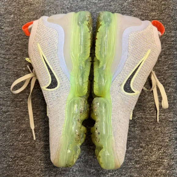 Nike Wmns Air VaporMax 2021 Flyknit ‘Light Bone Lime Ice’ DC4112-003 Size 8.5