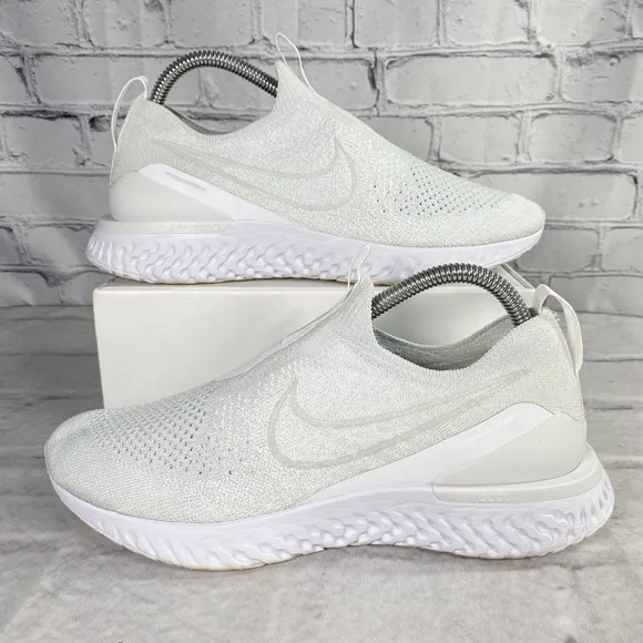 Nike Women's Epic Phantom React Flyknit Size 8.5 BV0415-100 White Pure Platinum