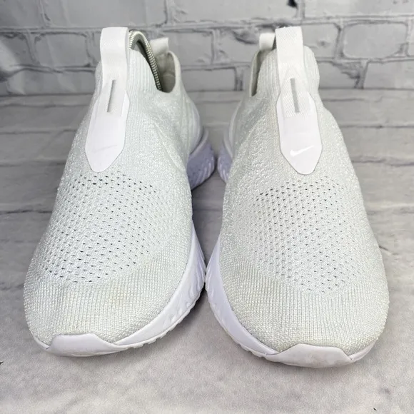 Nike Women's Epic Phantom React Flyknit Size 8.5 BV0415-100 White Pure Platinum
