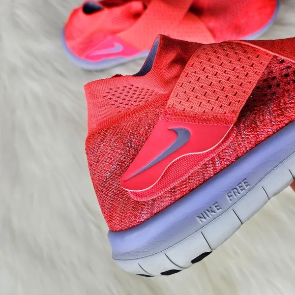 Nike Womens Free RN Motion Flyknit 880846-601 Solar Red Sneakers Size 7