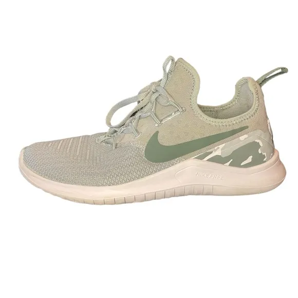 Nike Women's Free Tr 8Training Shoes Light Pumice/Clay Green Camo Design Size 8