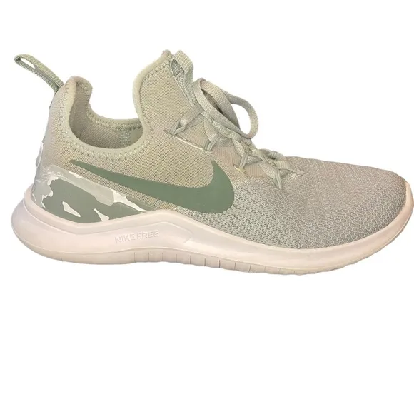 Nike Women's Free Tr 8Training Shoes Light Pumice/Clay Green Camo Design Size 8