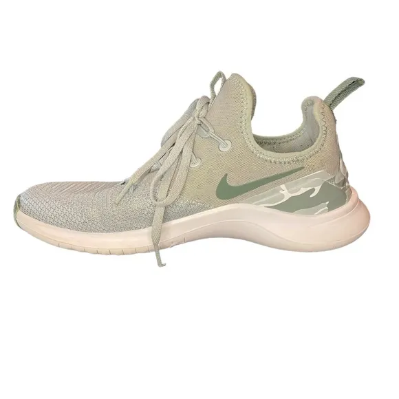 Nike Women's Free Tr 8Training Shoes Light Pumice/Clay Green Camo Design Size 8