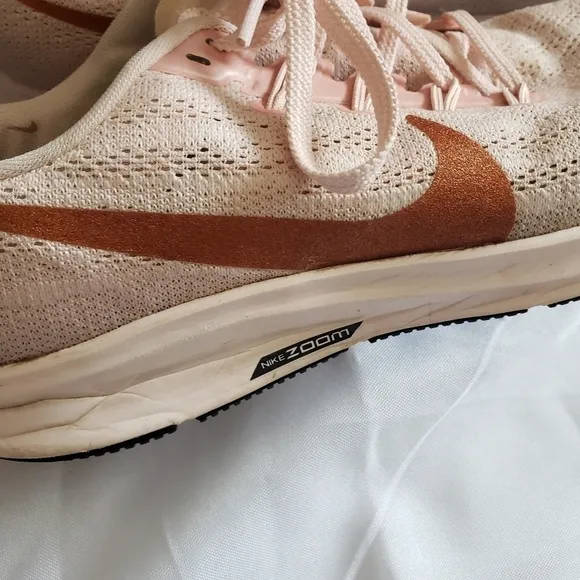 Nike Zoom Pegasus 36 Running Shoes Sneakers Rose Gold Pink Womens Size 9