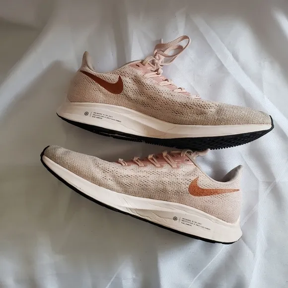 Nike Zoom Pegasus 36 Running Shoes Sneakers Rose Gold Pink Womens Size 9