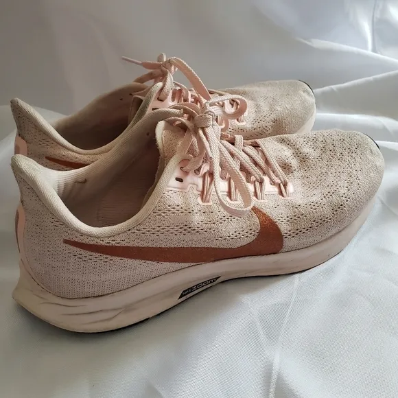 Nike Zoom Pegasus 36 Running Shoes Sneakers Rose Gold Pink Womens Size 9