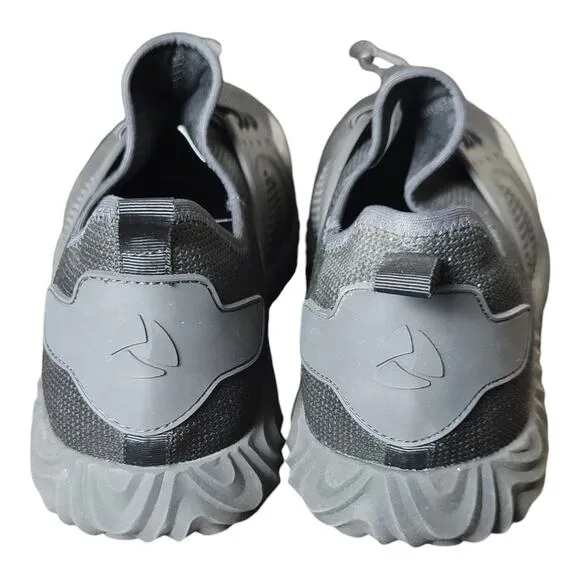 *NIOB* Steel Toe The Invincible Shoe Defender 2.0 Men Size 10