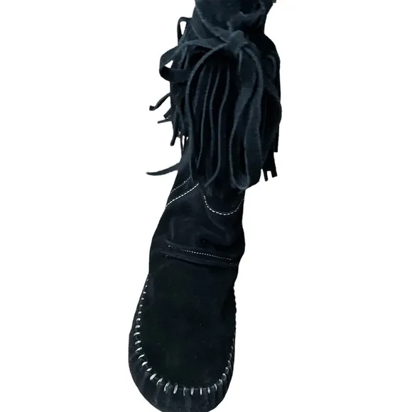 Nordstrom’s Dolce Vita Mocassin Styled Slipper Lightweight Fringe Boots (size 9)