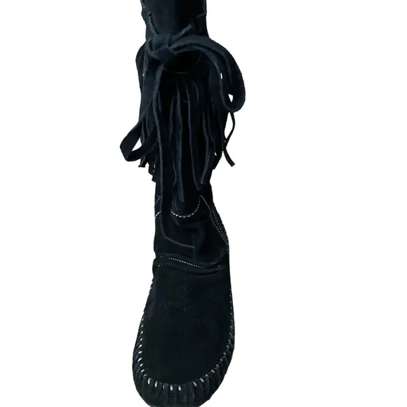 Nordstrom’s Dolce Vita Mocassin Styled Slipper Lightweight Fringe Boots (size 9)