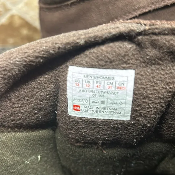 NorthFace Men’s Pull on Boots