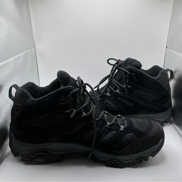 NWB Merrell Men's Moab 3 Mid size 11.5 black boots hiking vibram 2273