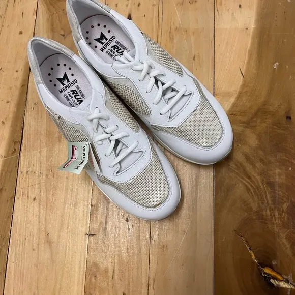 NWOB $269 Mephisto Karin Gold and White Comfort Sneaker