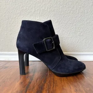 NWOB AQUATALIA Deena Water Resistant Heeled Booties in Suede Navy