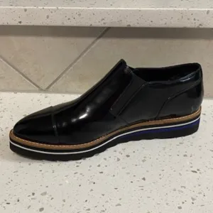 NWOB Black Vince Men's Slip on Shoes Size 10