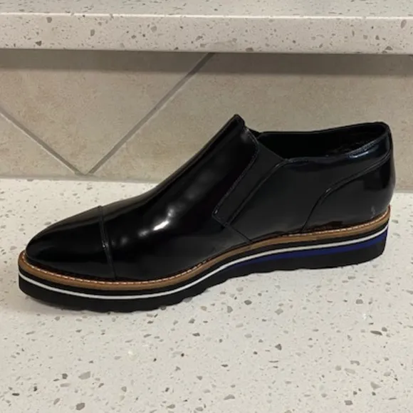 NWOB Black Vince Men's Slip on Shoes Size 10