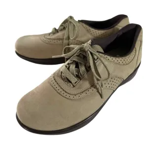 NWOB SAS Size 9N Tan‎ Brown Easy Walking Shoes Lace Up Sneakers Made in USA