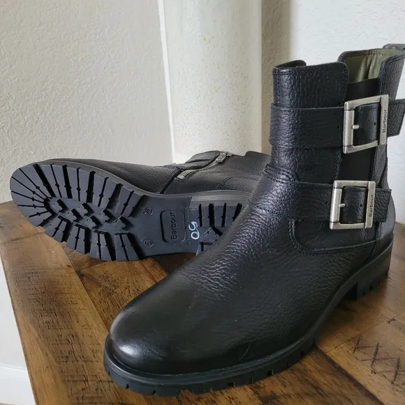 NWOT BARBOUR MARINA Ladies Black LEATHER Ankle Boots 7.5
