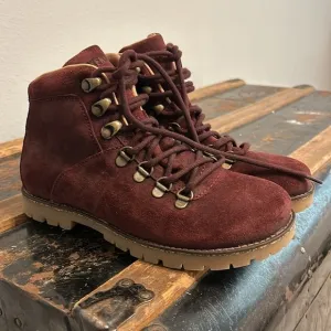 NWOT Birkenstock Jackson burgundy suede hiking boots, retro. Women’s size 37.