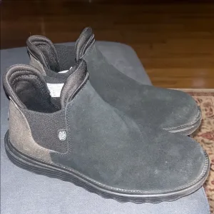 NWOT.. Branson Suede Hey Dude Men's Black Slip-On Ankle Boots