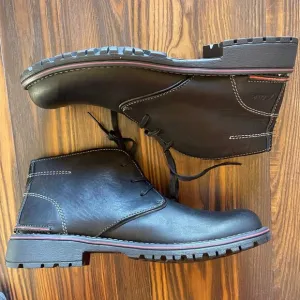 NWOT Clark’s Roar Men’s Black Leather Boots Size 11.5