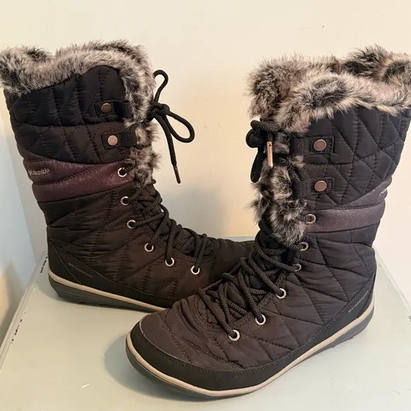 NWOT Columbia Sportswear Women's Heavenly Omni-Heat Lace Up Black Winter Boots 8