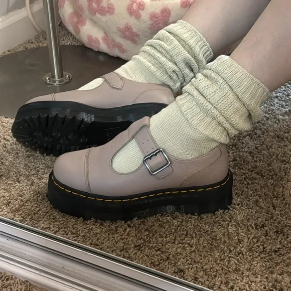 NWOT Dr. Martens Bethan T-Bar Platform in Vintage Taupe Pisa