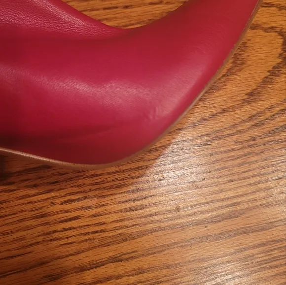 NWOT Jessica Simpson Fire Red Faux Leather Pointed Toe Ankle Shoes Heels…