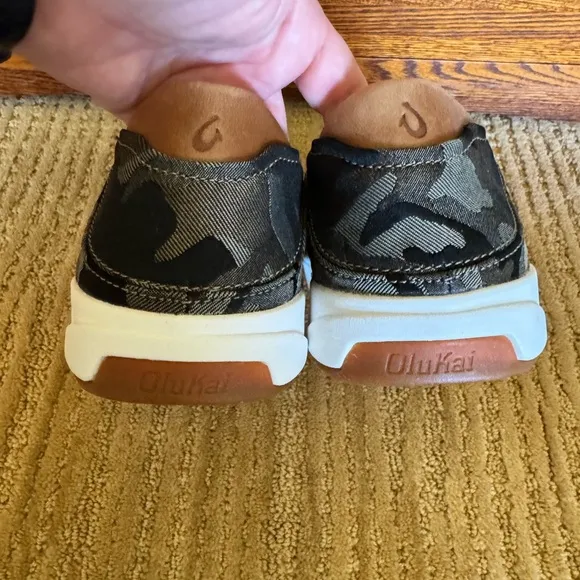 NWOT Olukai Men's Camouflage Slip-On Shoes