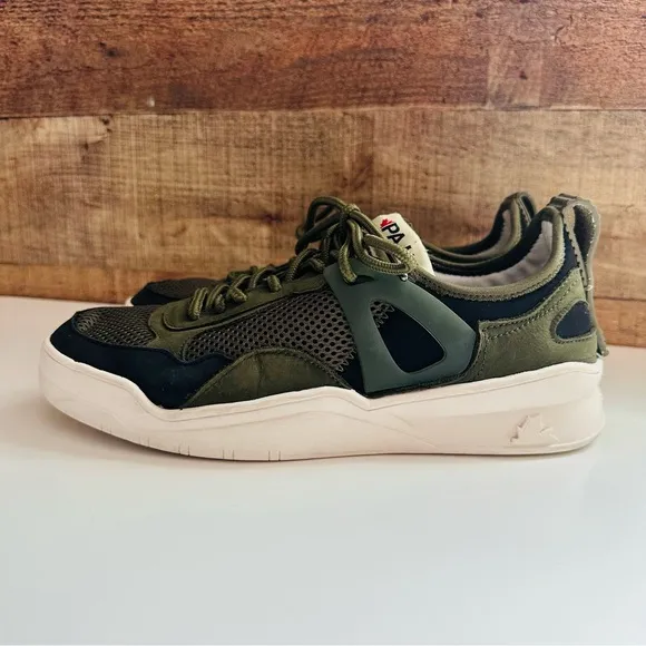 NWOT Pajar Yano Mesh Sneakers