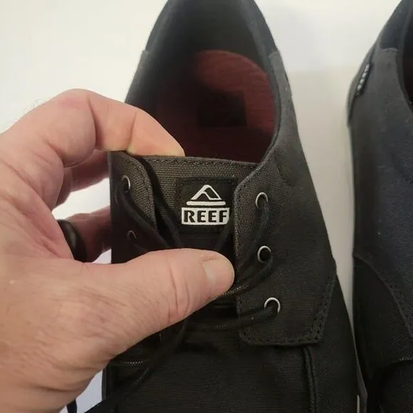 NWOT Reef Men's Deckhand 3Tx Sneaker Size 10.5 Charcoal Gray Black White