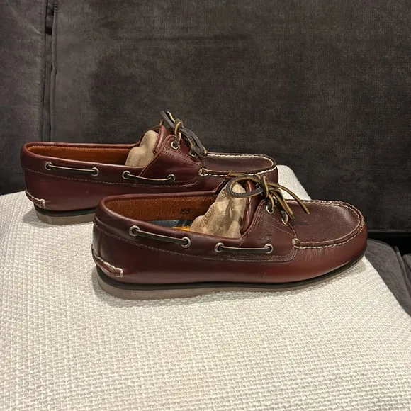 NWOT Timberland Men's Classic 2-Eye Brown Leather Boat Shoes Size 10.5