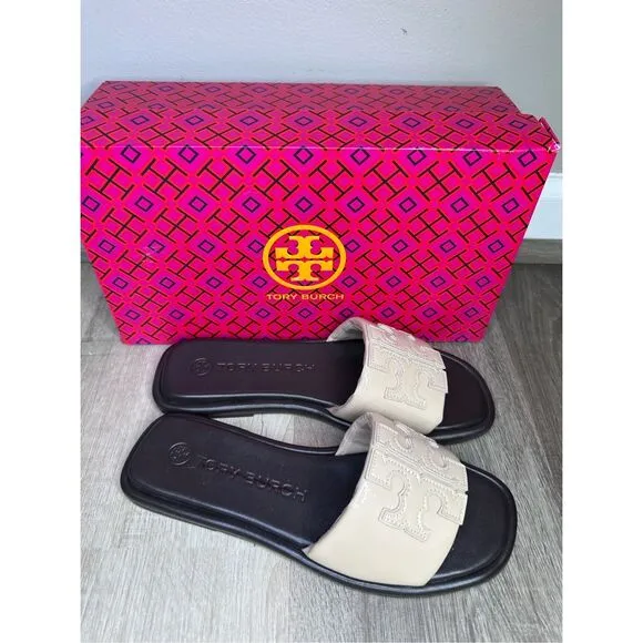 NWOT Tory Burch Double T Sport Slide Sandals Black &amp; White size 7 $198