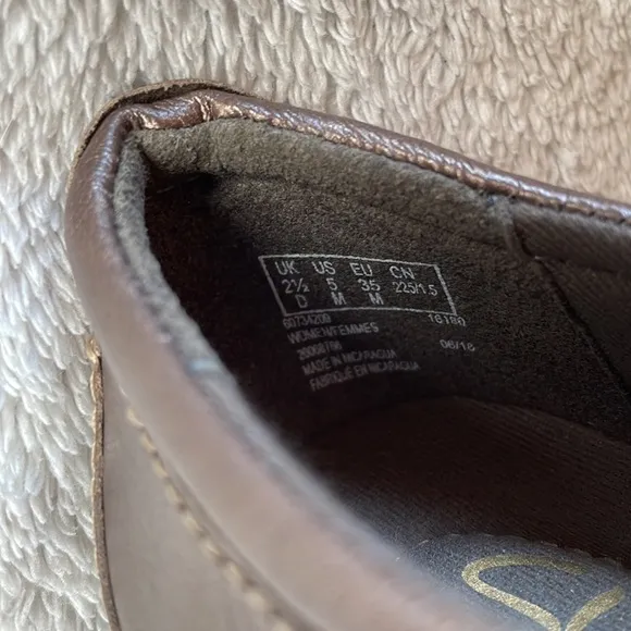 NWOT Women’s Clark metallic bronze or gold  Ashland Lane Slip On Shoes, Size 5 M
